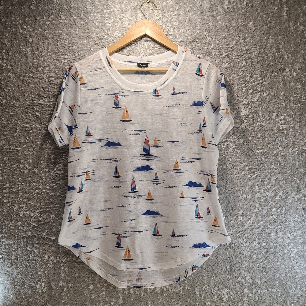 Shana Women‎ Pull Over Top Medium Nautical, Boat print, Cap Sleeve Art